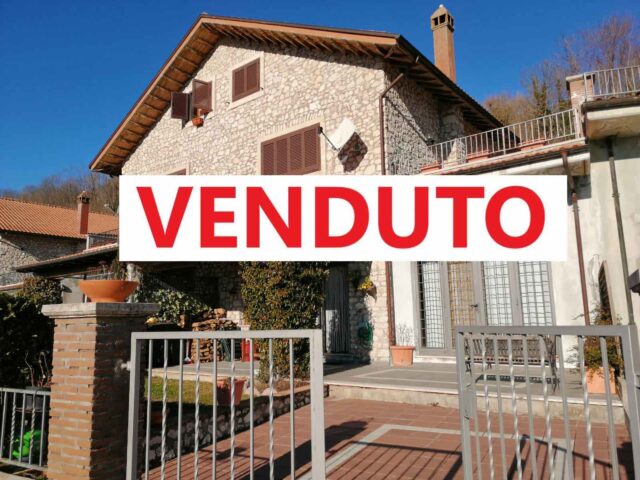 Villa a schiera Strada Statale Licinese, Orvinio